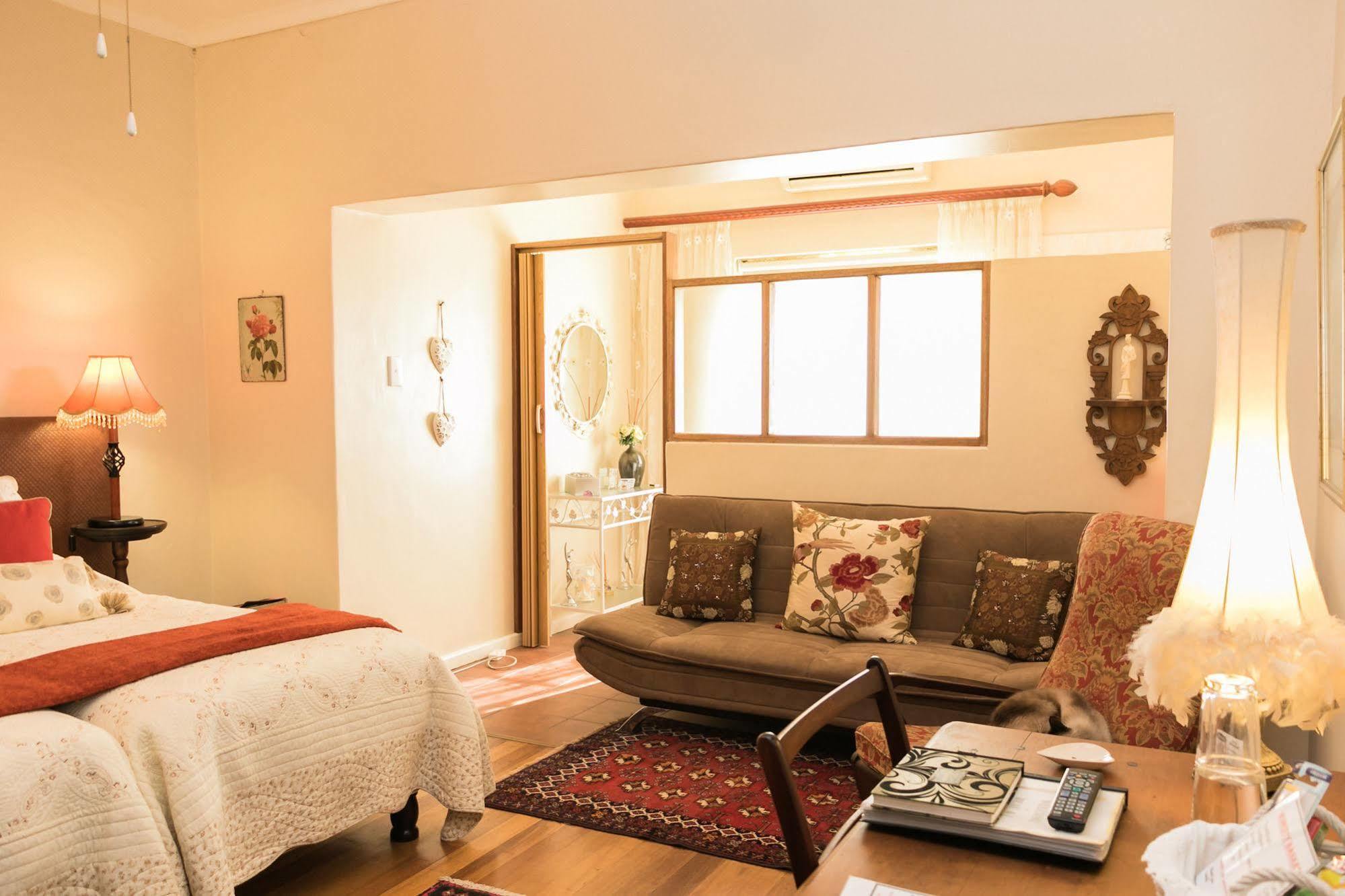 Bed and Breakfast Beau & I Graaff-Reinet Exterior foto